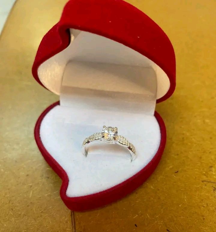 Produto Anel de Noivado